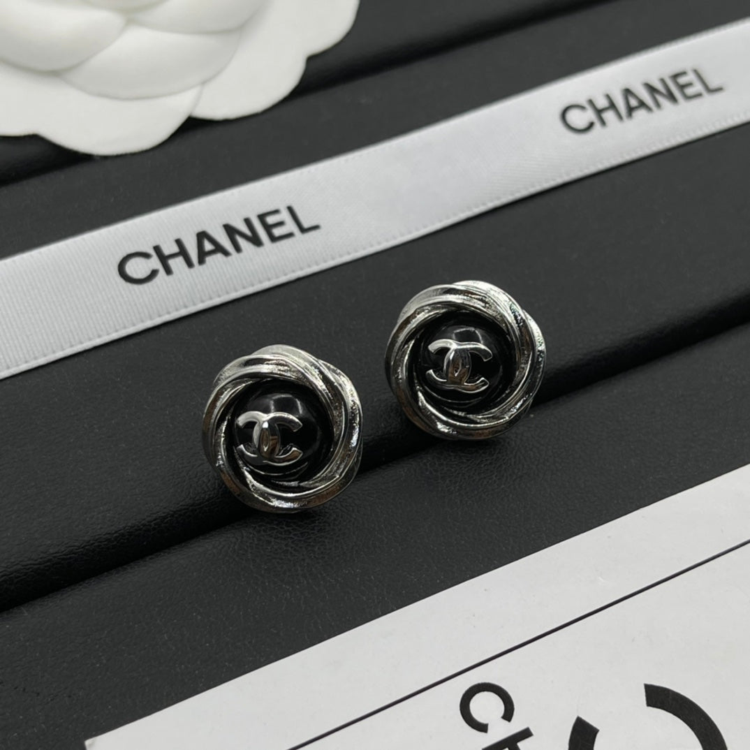 Chanel style earrings - product photo 2