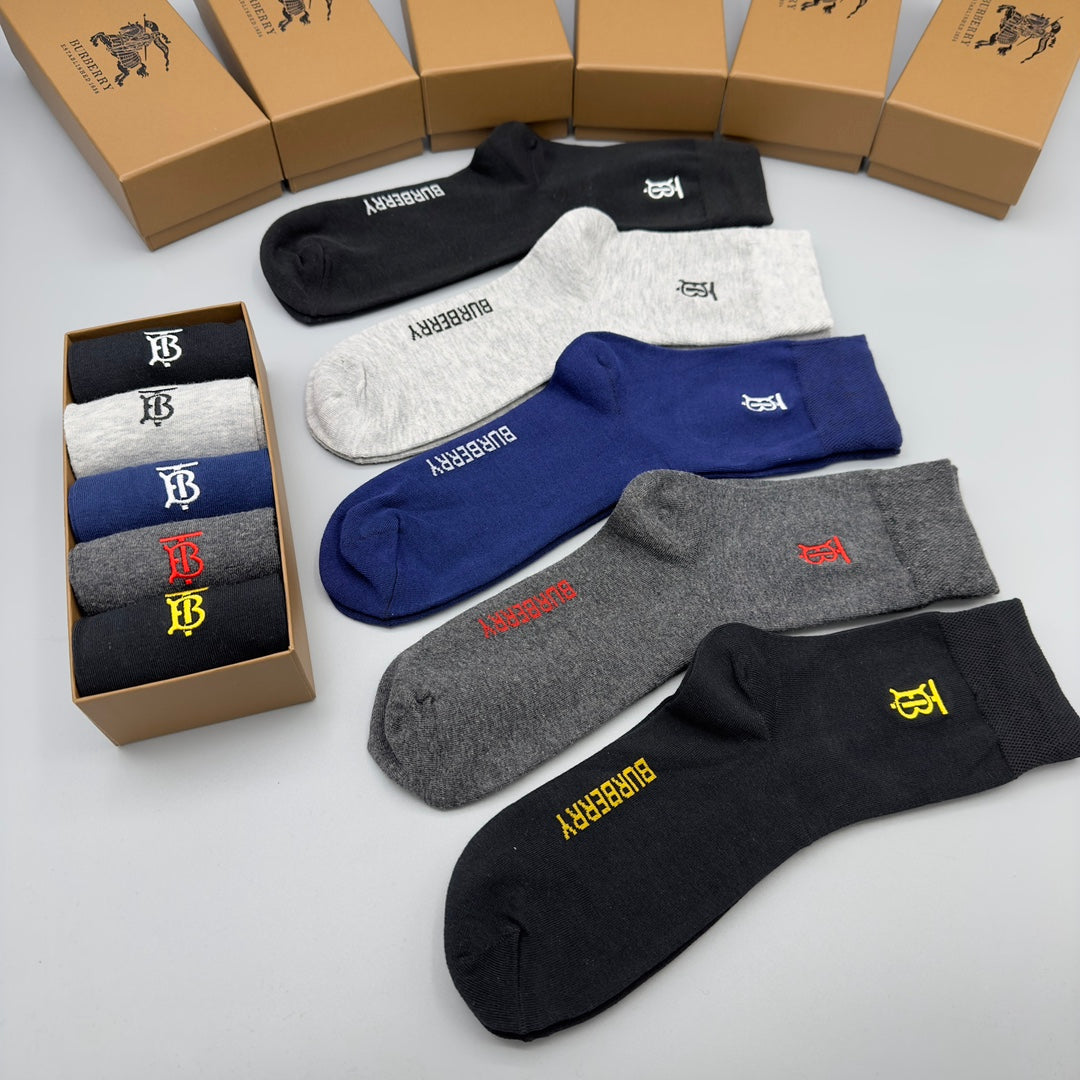 Burberry Grey Navy Black Small Horse Cuffs Crew Socks, image 2