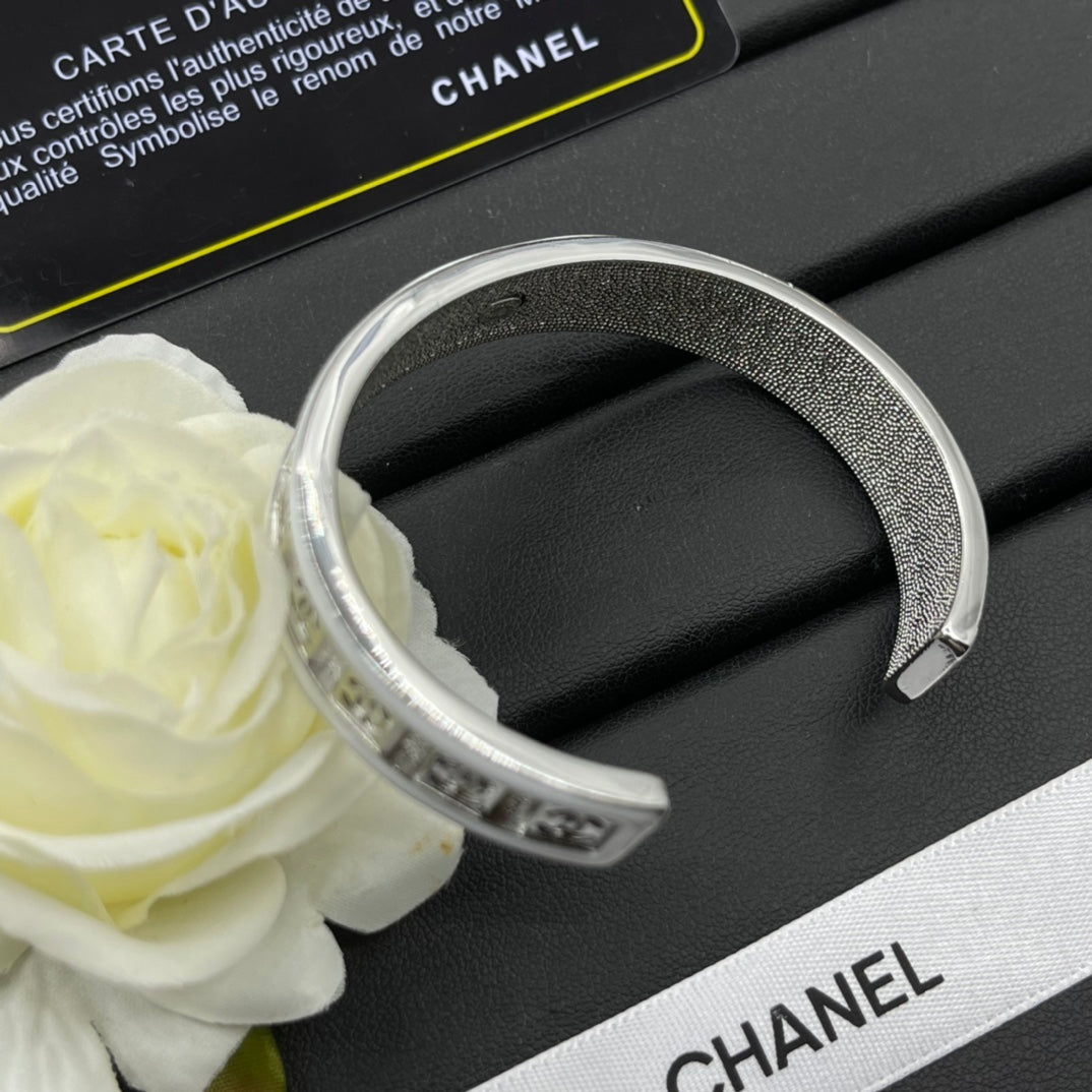 Chanel style bracelets - product photo 6