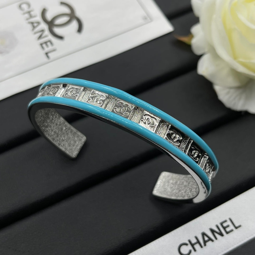 Chanel style bracelets - product photo 3