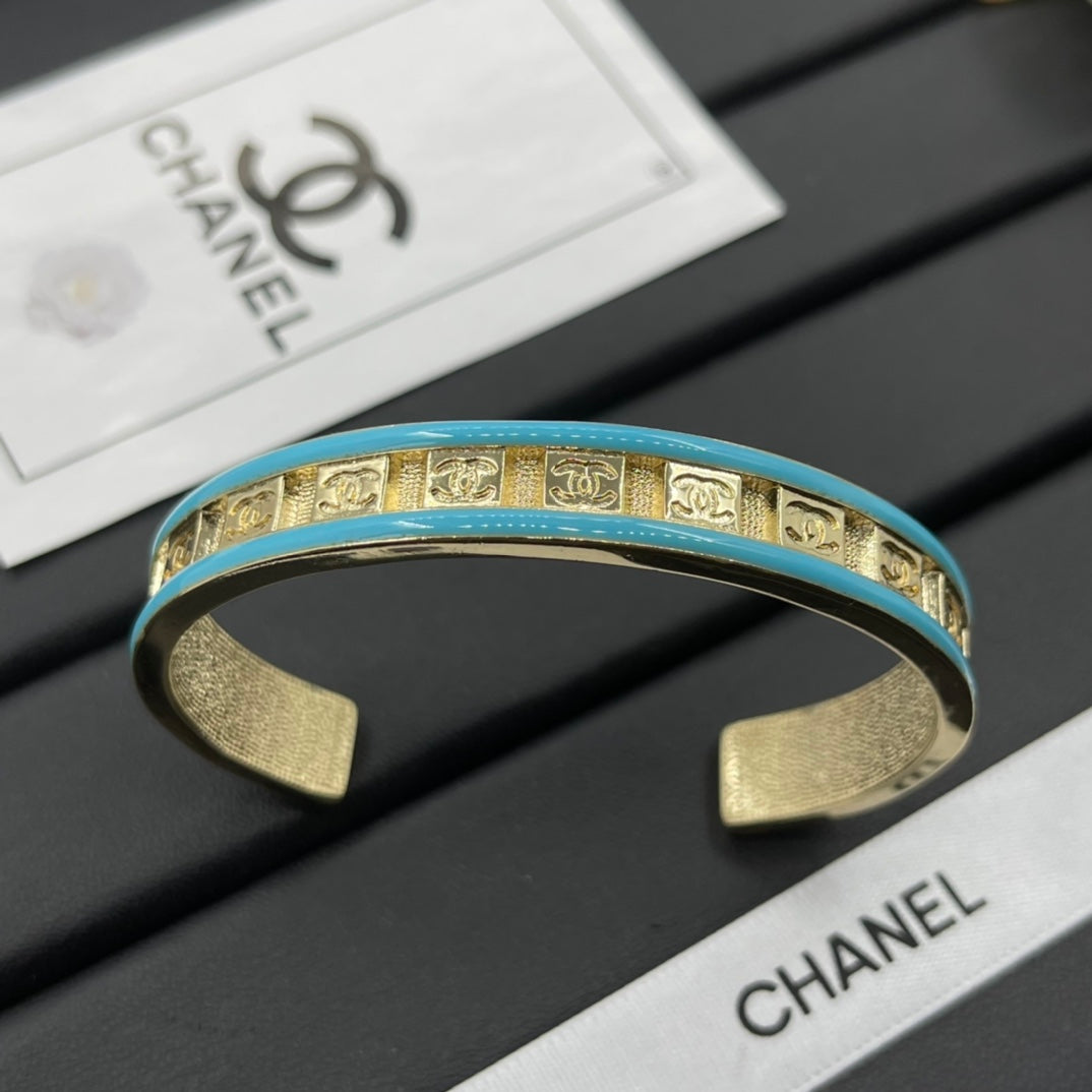 Chanel style bracelets - product photo 3