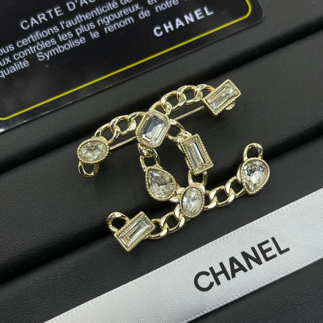 Chanel style brooches - product photo 1