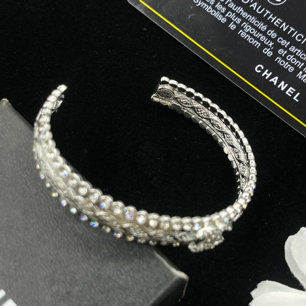 Chanel style bracelets - product photo 6