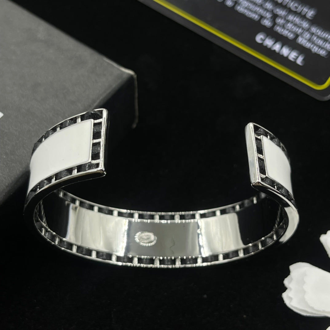 Chanel style bracelets - product photo 5