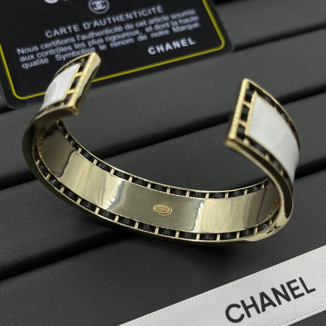 Chanel style bracelets - product photo 5