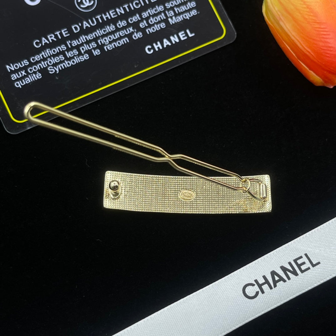 Chanel style hair clips - product photo 4