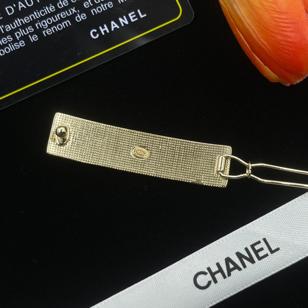 Chanel style hair clips - product photo 6