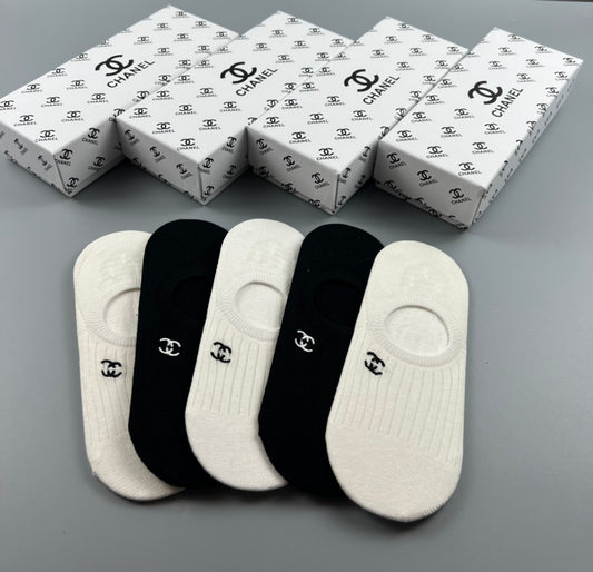 Chanel Black Cream Small Foot Monogram No-Show Socks, image 1