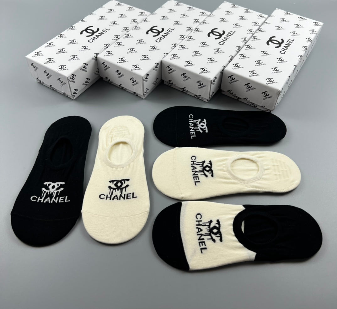 Chanel Black Cream Small COCO Motif No-Show Socks, image 4
