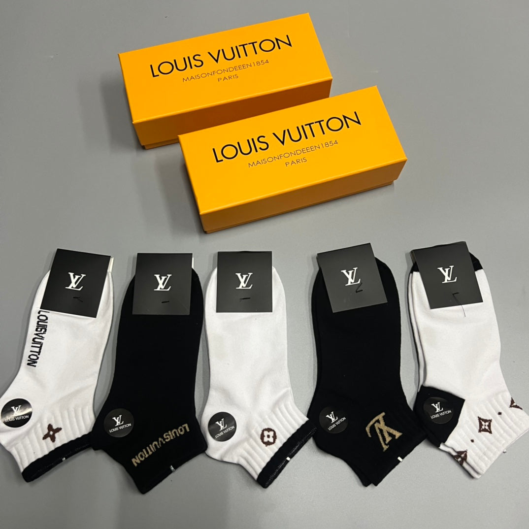 Louis Vuitton Black White Grey Side Flower Motifs Ankle Socks, image 1