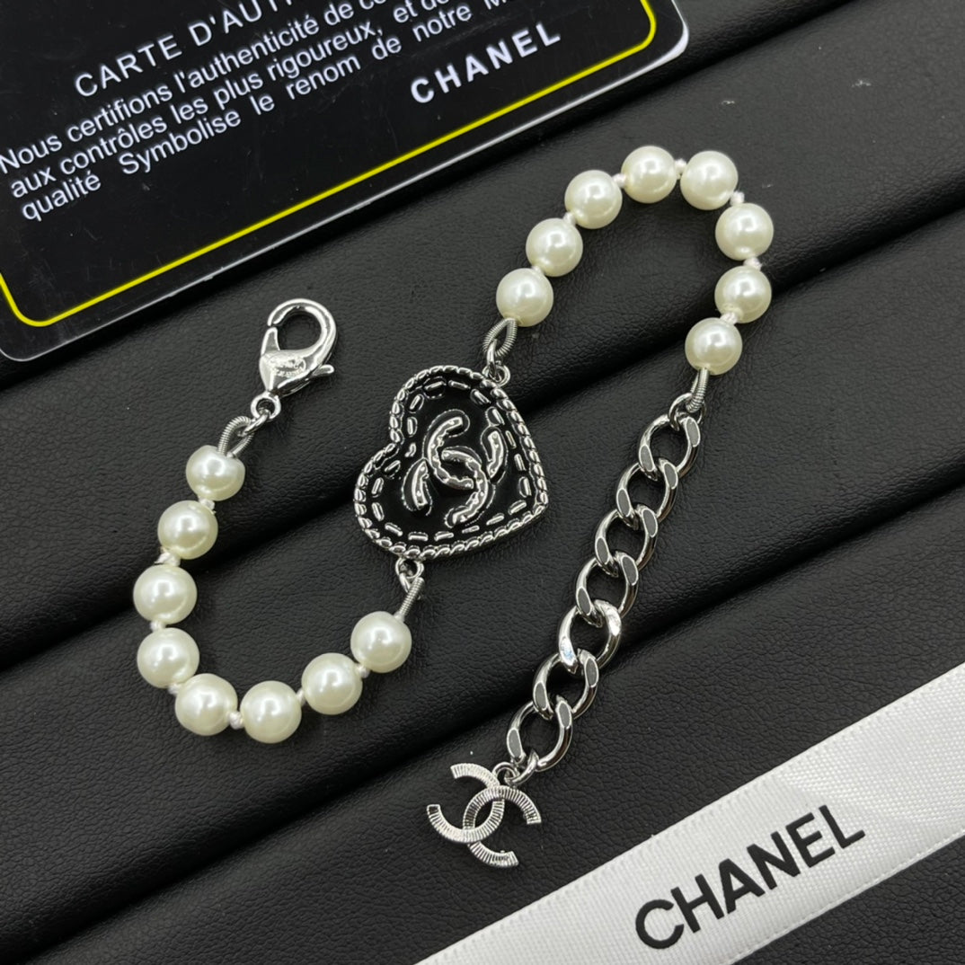 Chanel style bracelets - product photo 4