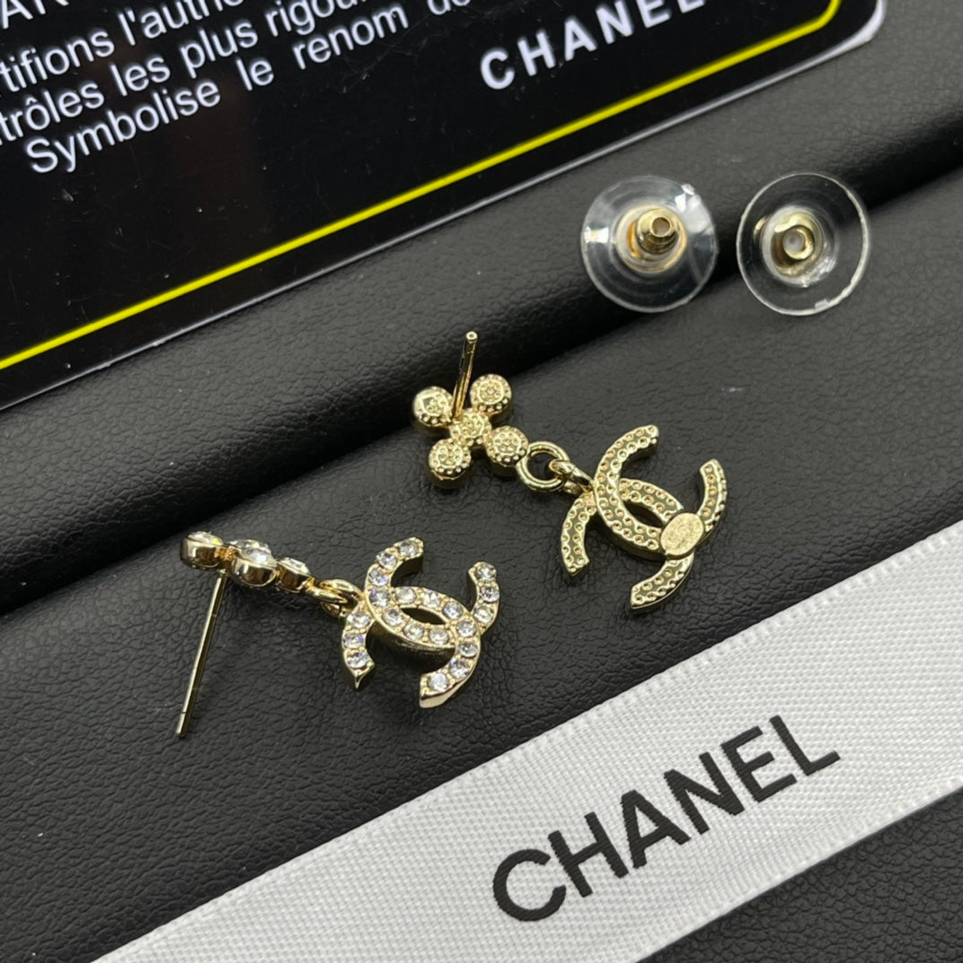 Chanel style earrings - product photo 4