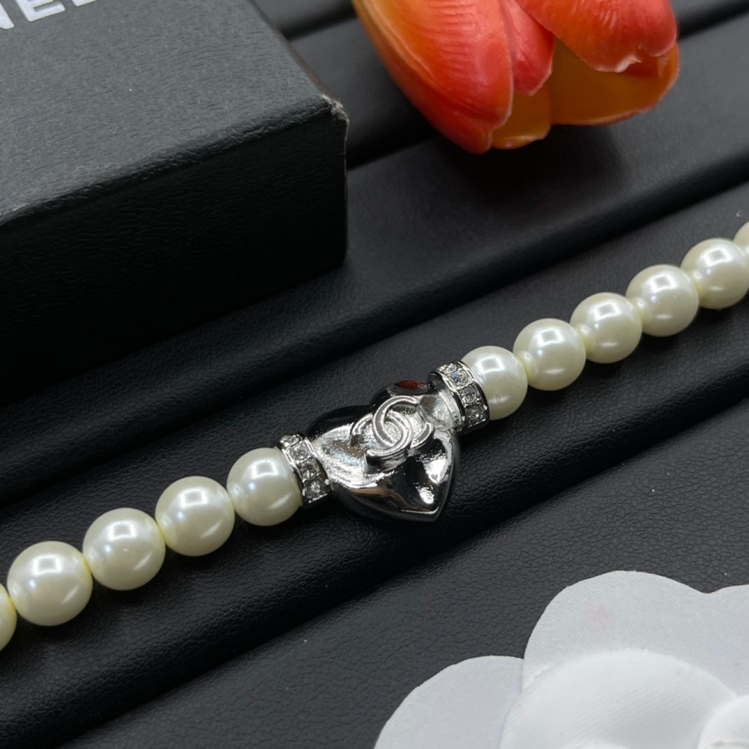Chanel style bracelets - product photo 4