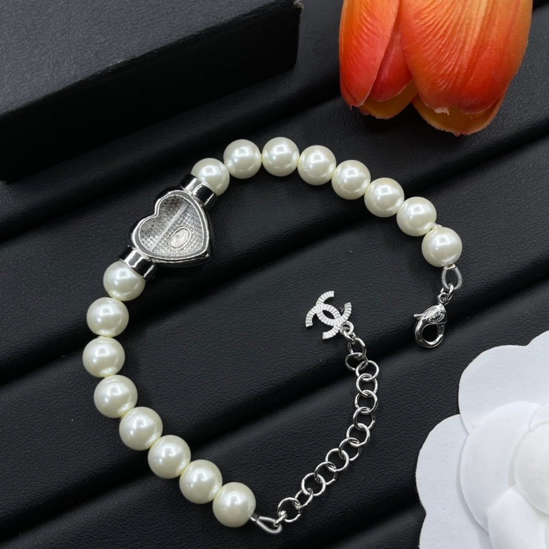 Chanel style bracelets - product photo 6
