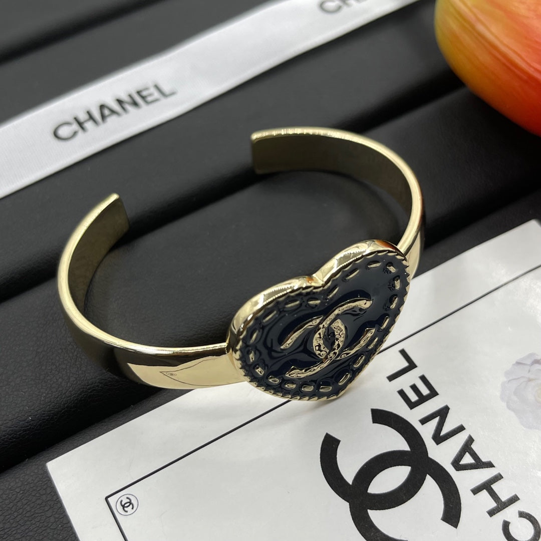 Chanel style bracelets - product photo 4
