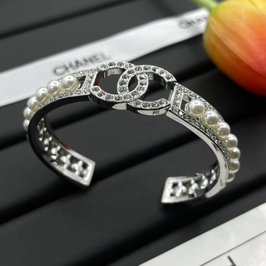 Chanel style bracelets - product photo 3