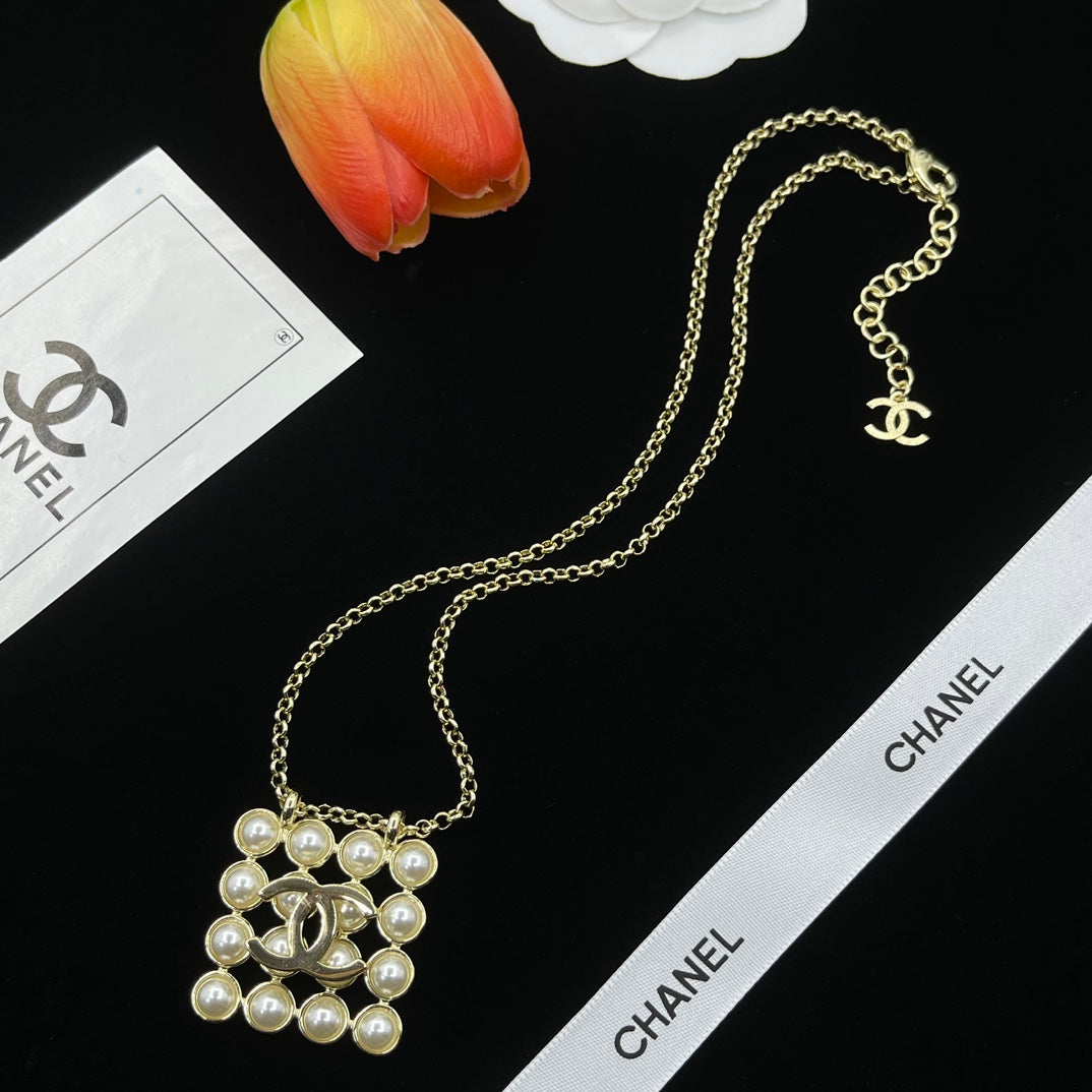Chanel style necklaces - product photo 2
