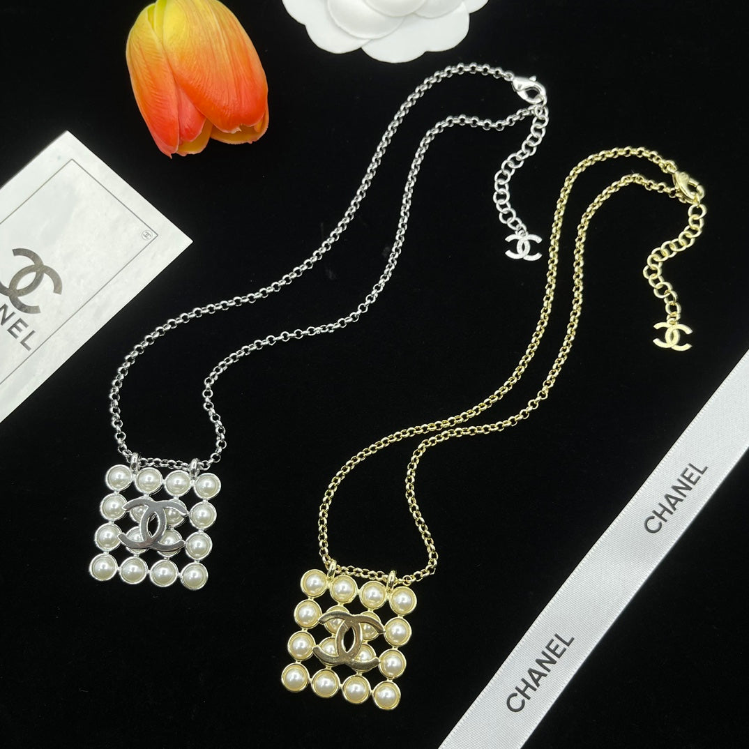 Chanel style necklaces - product photo 7