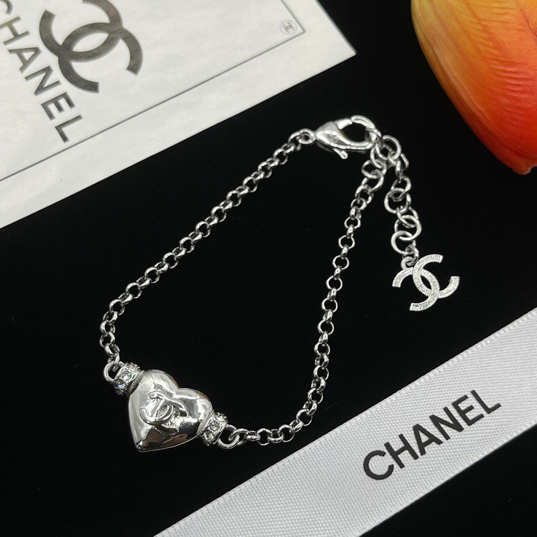 Chanel style bracelets - product photo 5