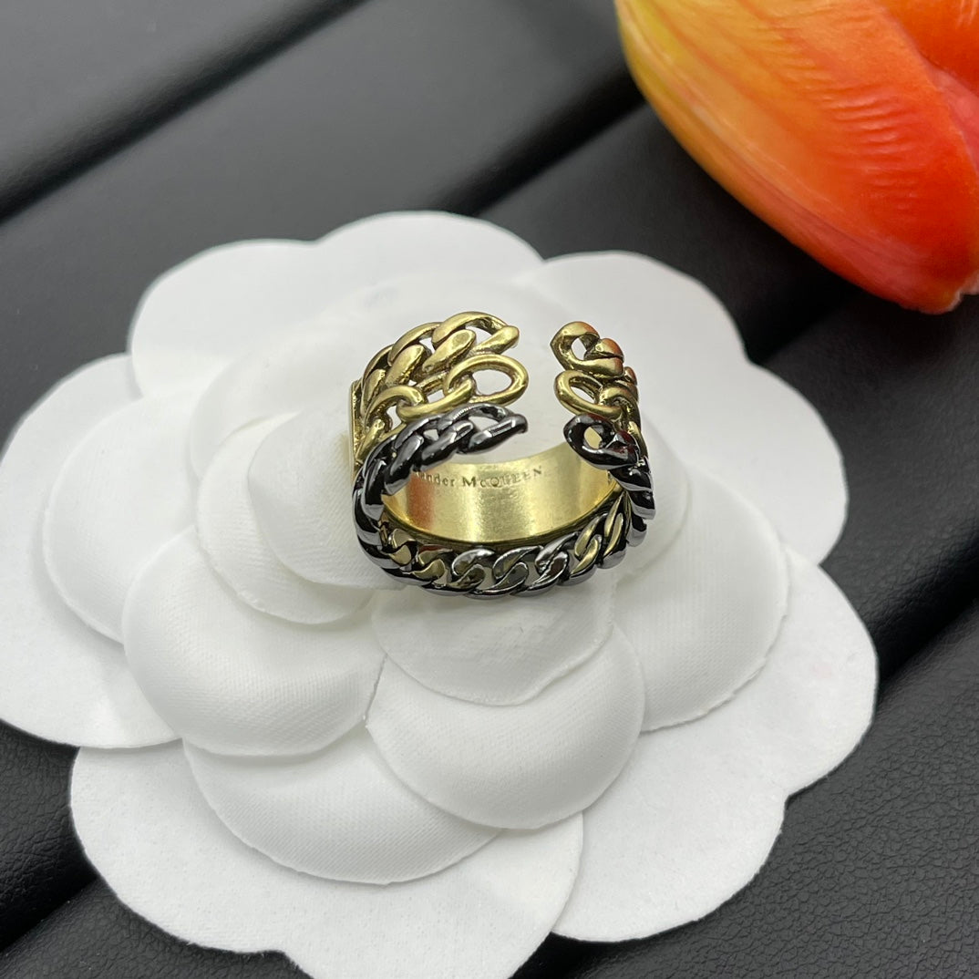 Alexander McQueen Engraved Logo Band ring in Gold Tone, detail view 5