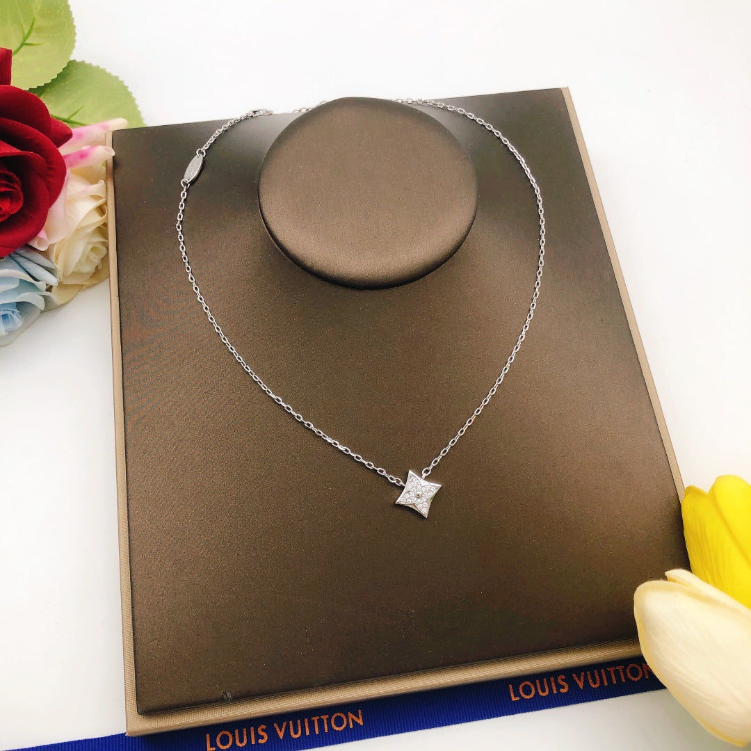 Louis Vuitton Silver-Tone Necklace – Style 07 - image 6