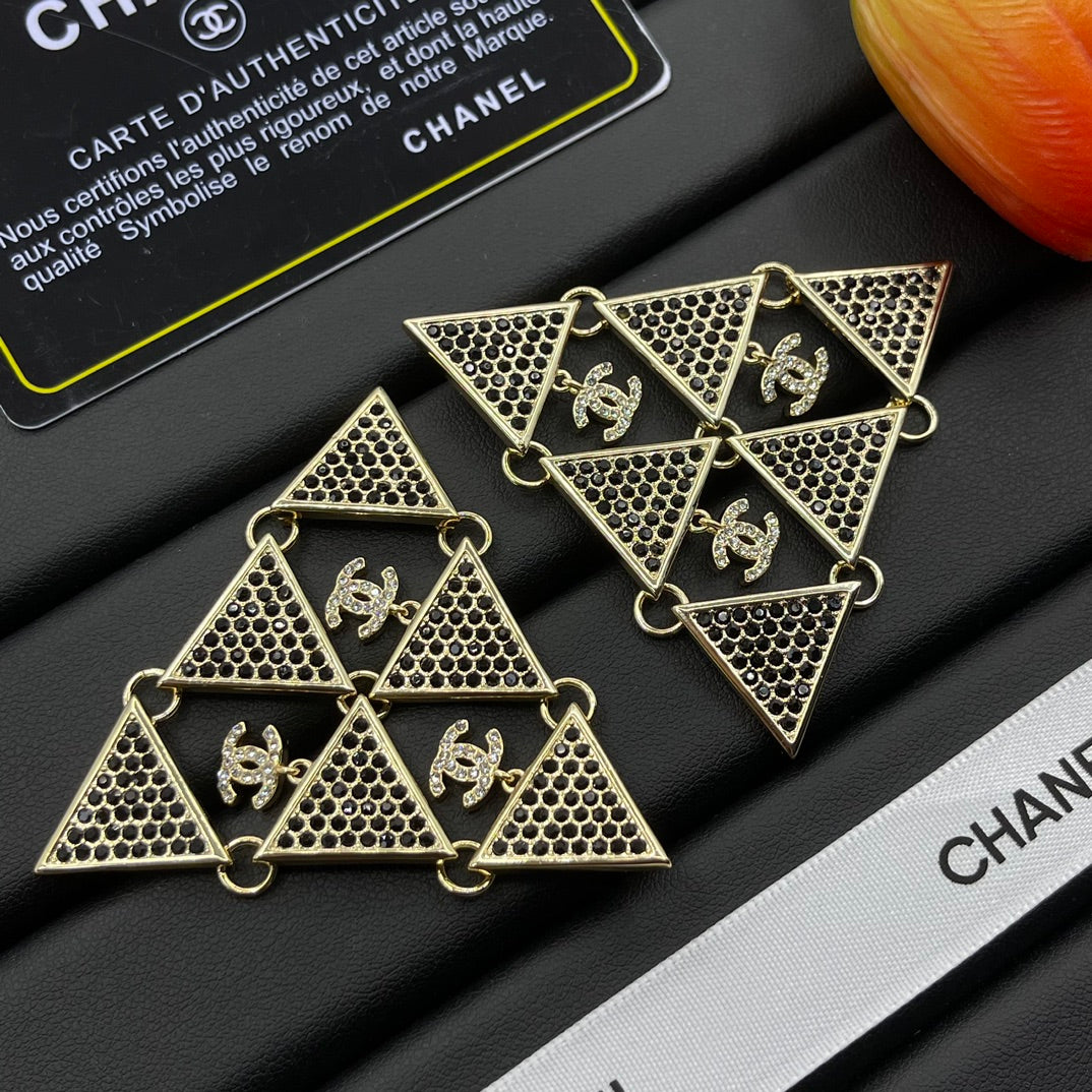 Chanel style earrings - product photo 3