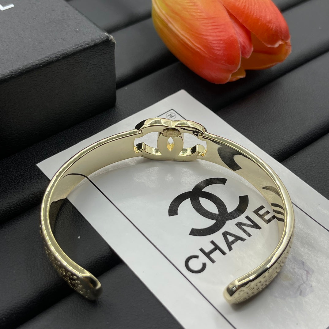 Chanel style bracelets - product photo 6