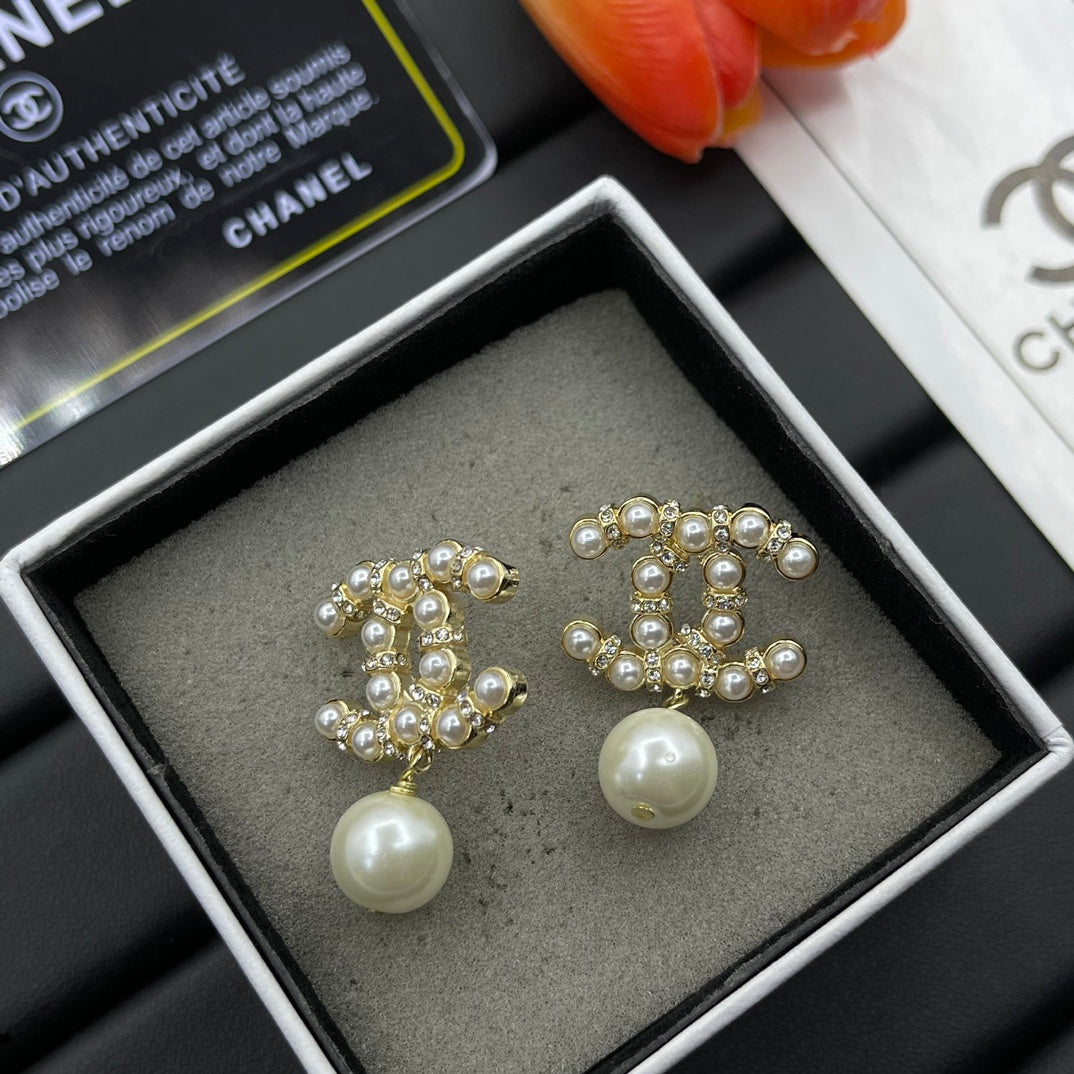 Chanel style earrings - product photo 2