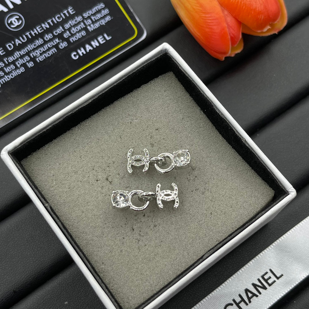 Chanel style earrings - product photo 3