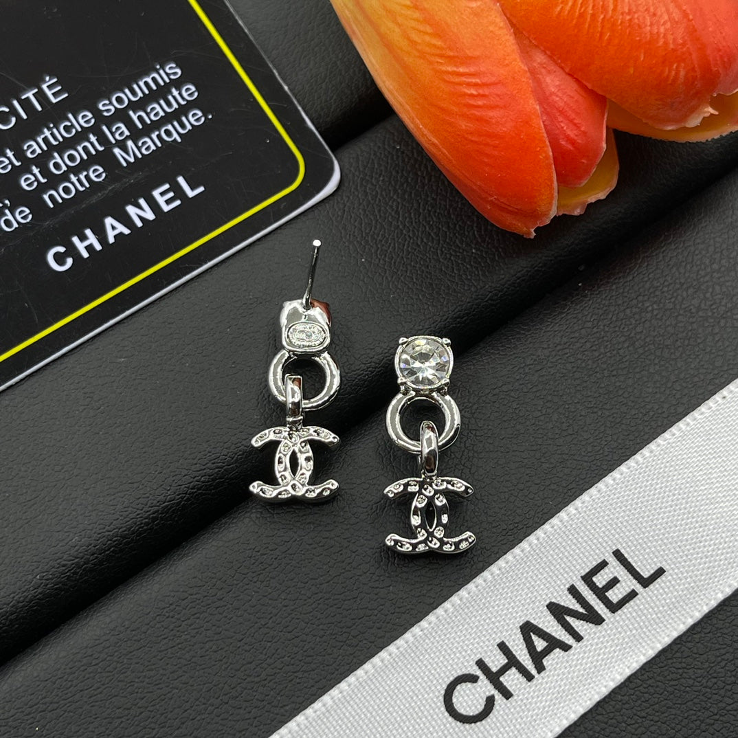 Chanel style earrings - product photo 4