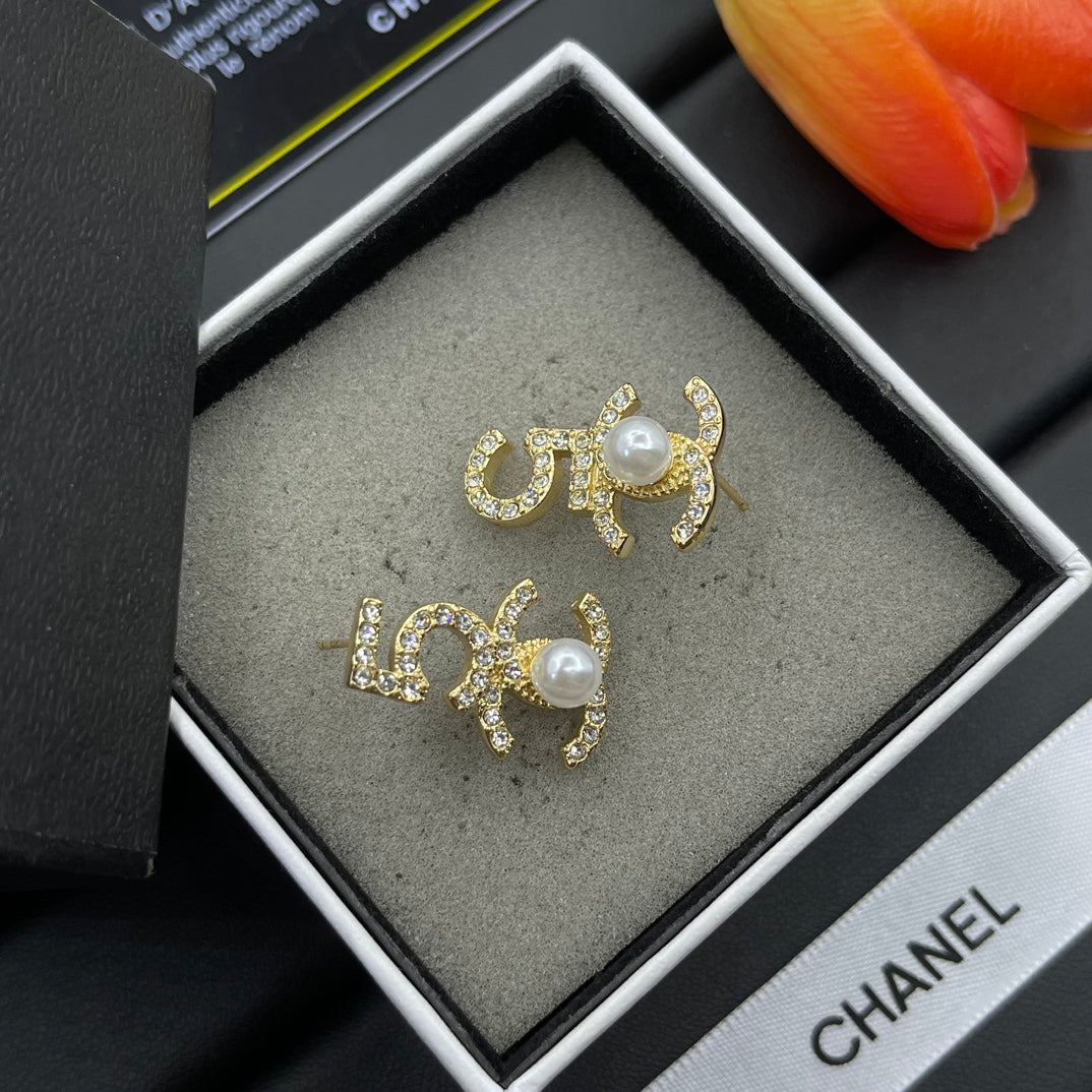 Chanel style earrings - product photo 3