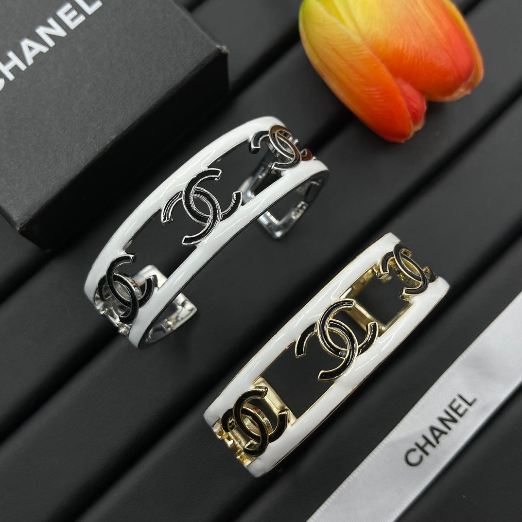 Chanel style bracelets - product photo 7