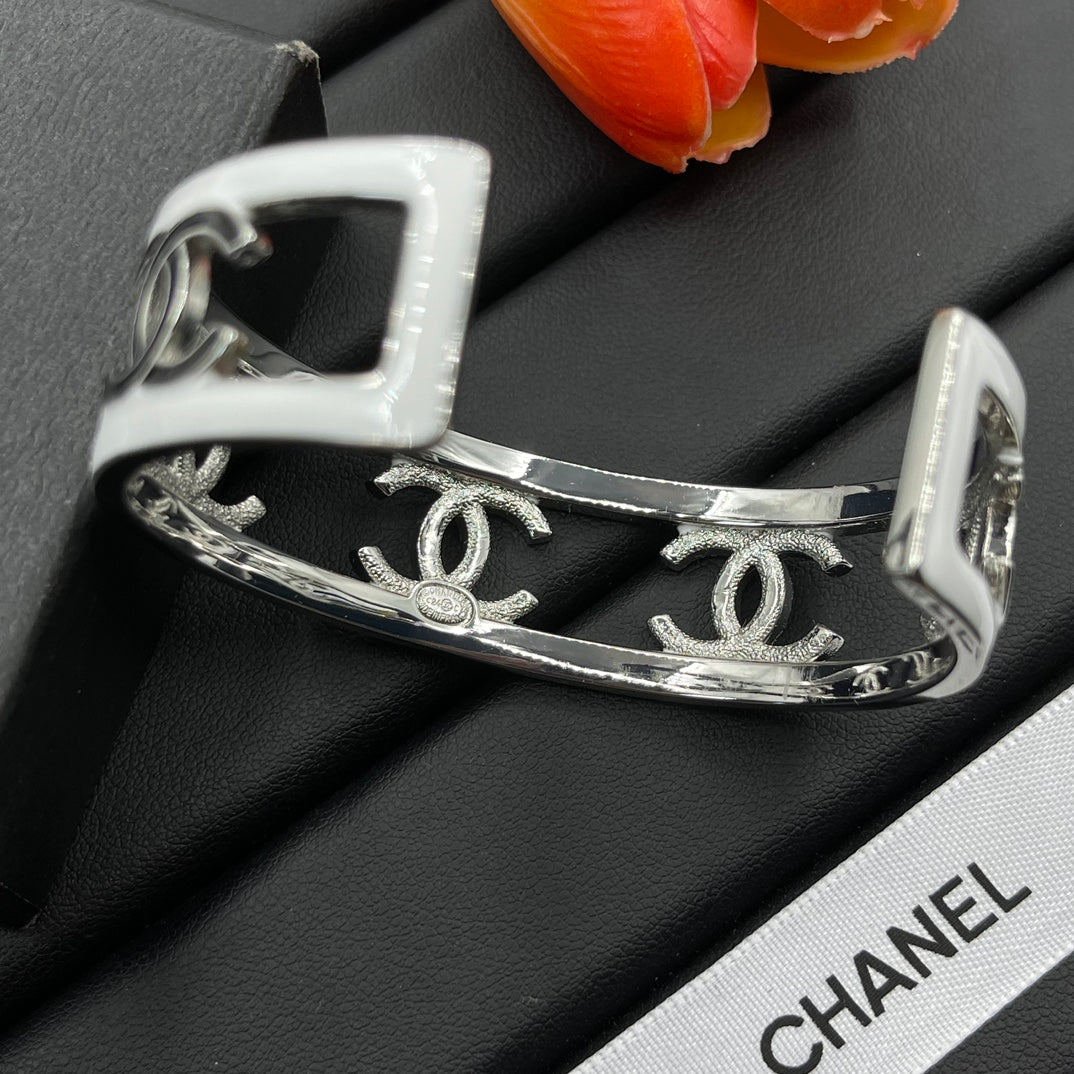 Chanel style bracelets - product photo 6