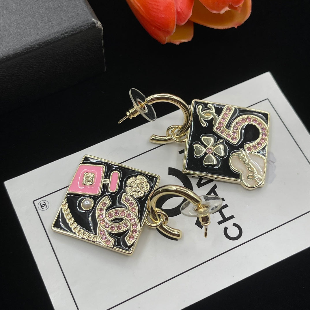 Chanel style earrings - product photo 3