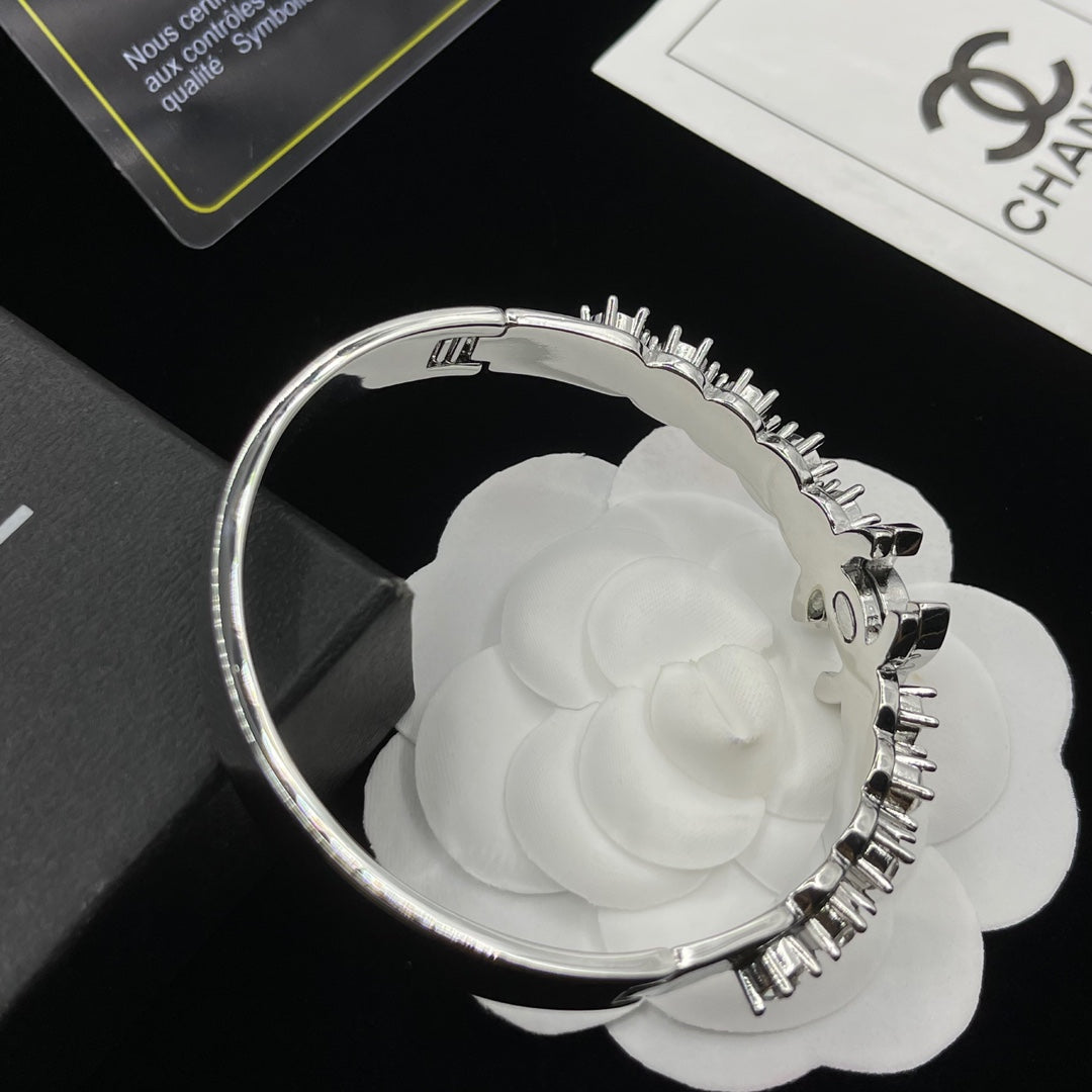 Chanel style bracelets - product photo 5