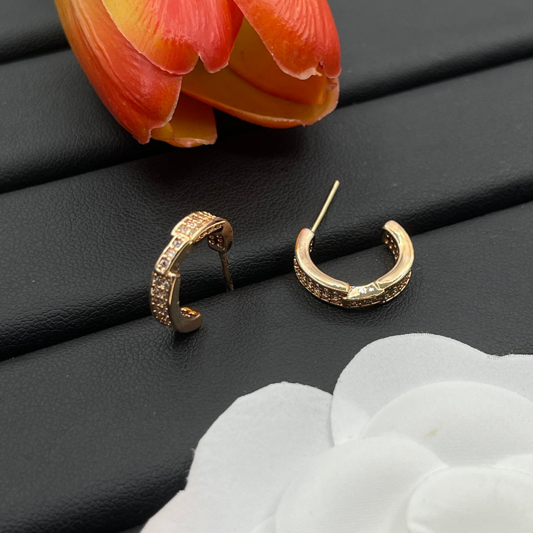Chaumet pave huggie hoop earrings in Rose Gold Tone, detail view 8