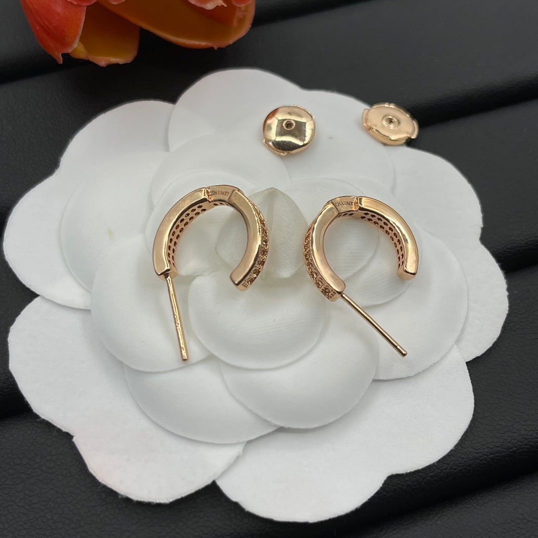 Chaumet pave huggie hoop earrings in Rose Gold Tone, detail view 13