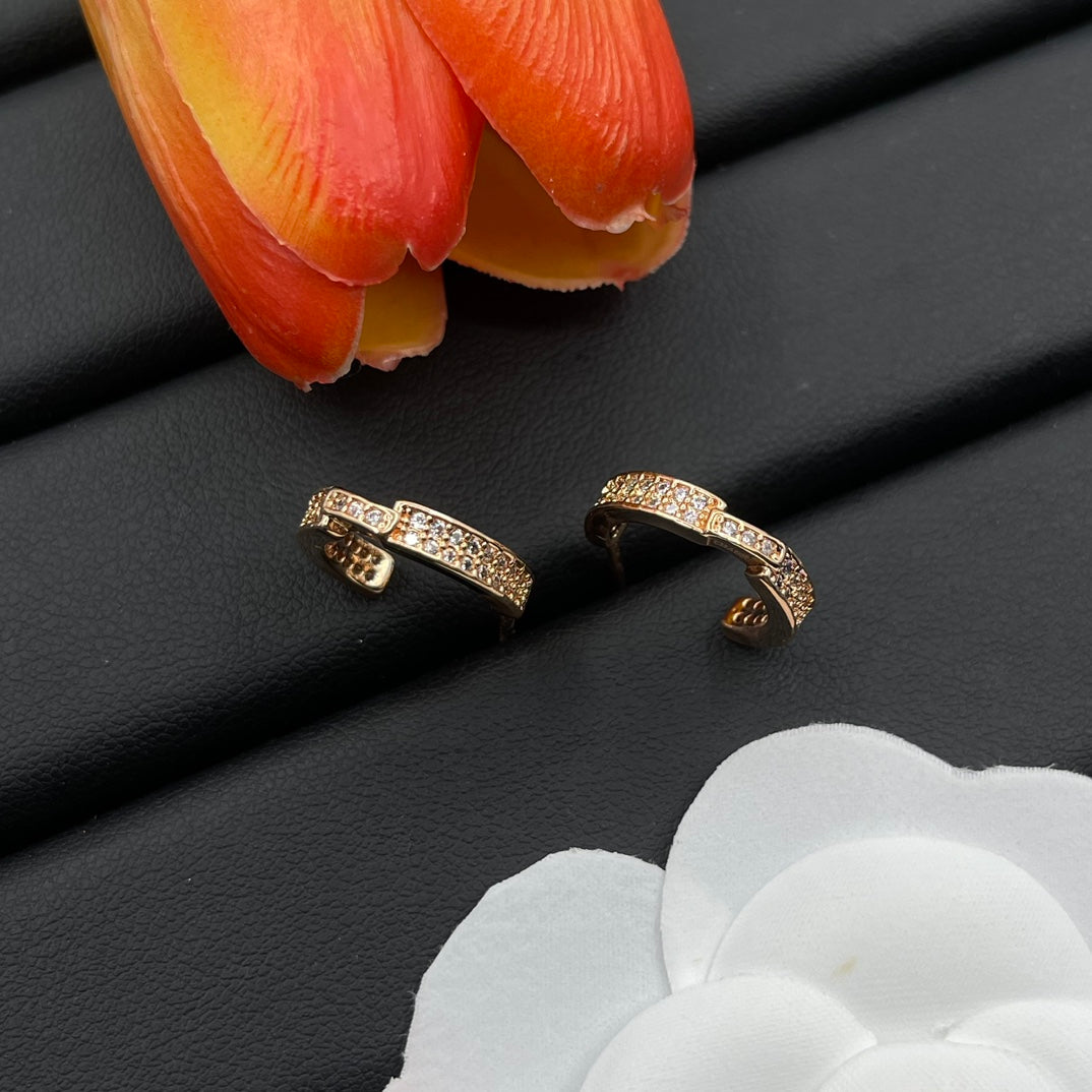 Chaumet pave huggie hoop earrings in Rose Gold Tone, detail view 10