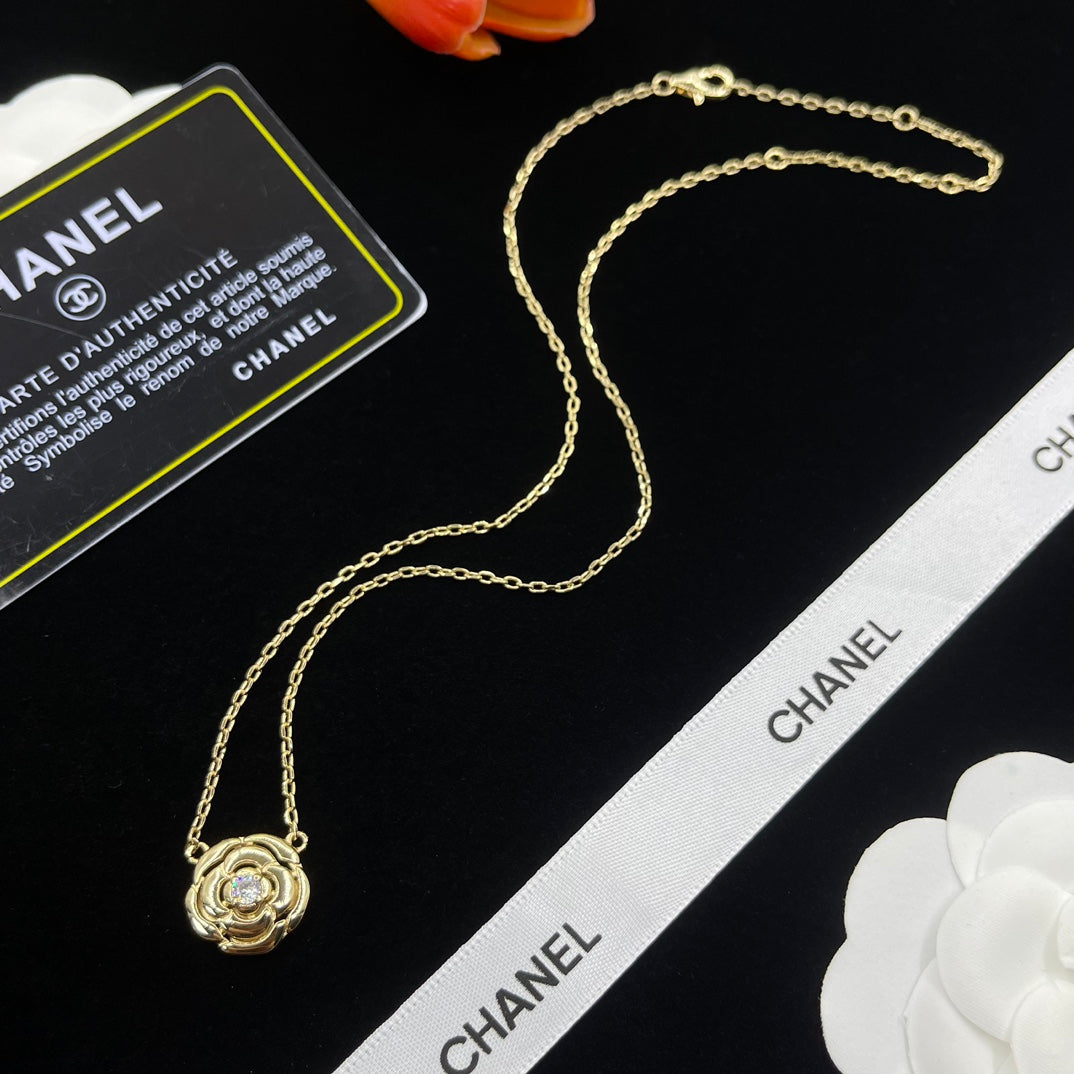 Chanel style necklaces - product photo 3