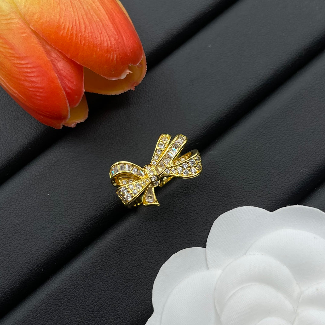 Graff Double Butterfly ring in Gold Tone, main view