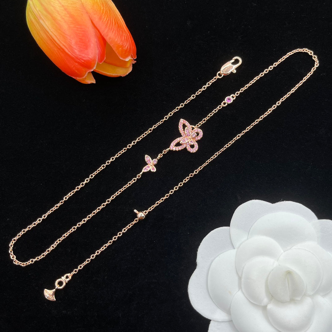 Graff Butterfly Pendant necklace in Rose Gold Tone, detail view 11