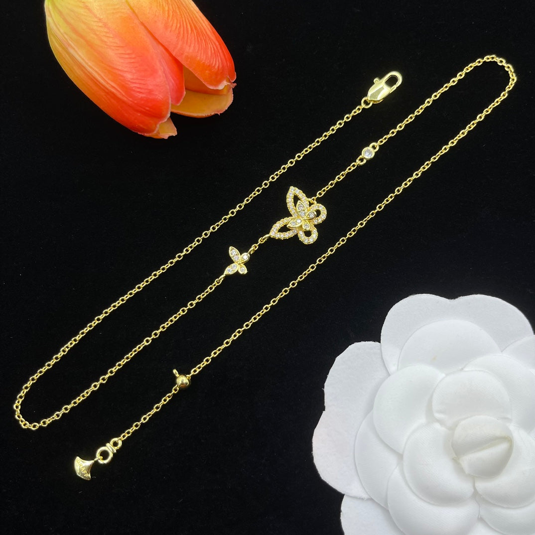 Graff Butterfly Pendant necklace in Gold Tone, detail view 5