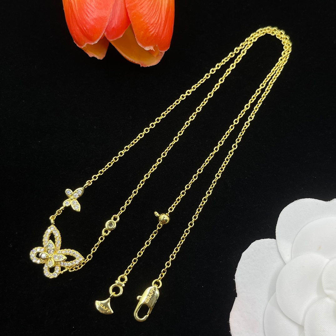 Graff Butterfly Pendant necklace in Gold Tone, detail view 3