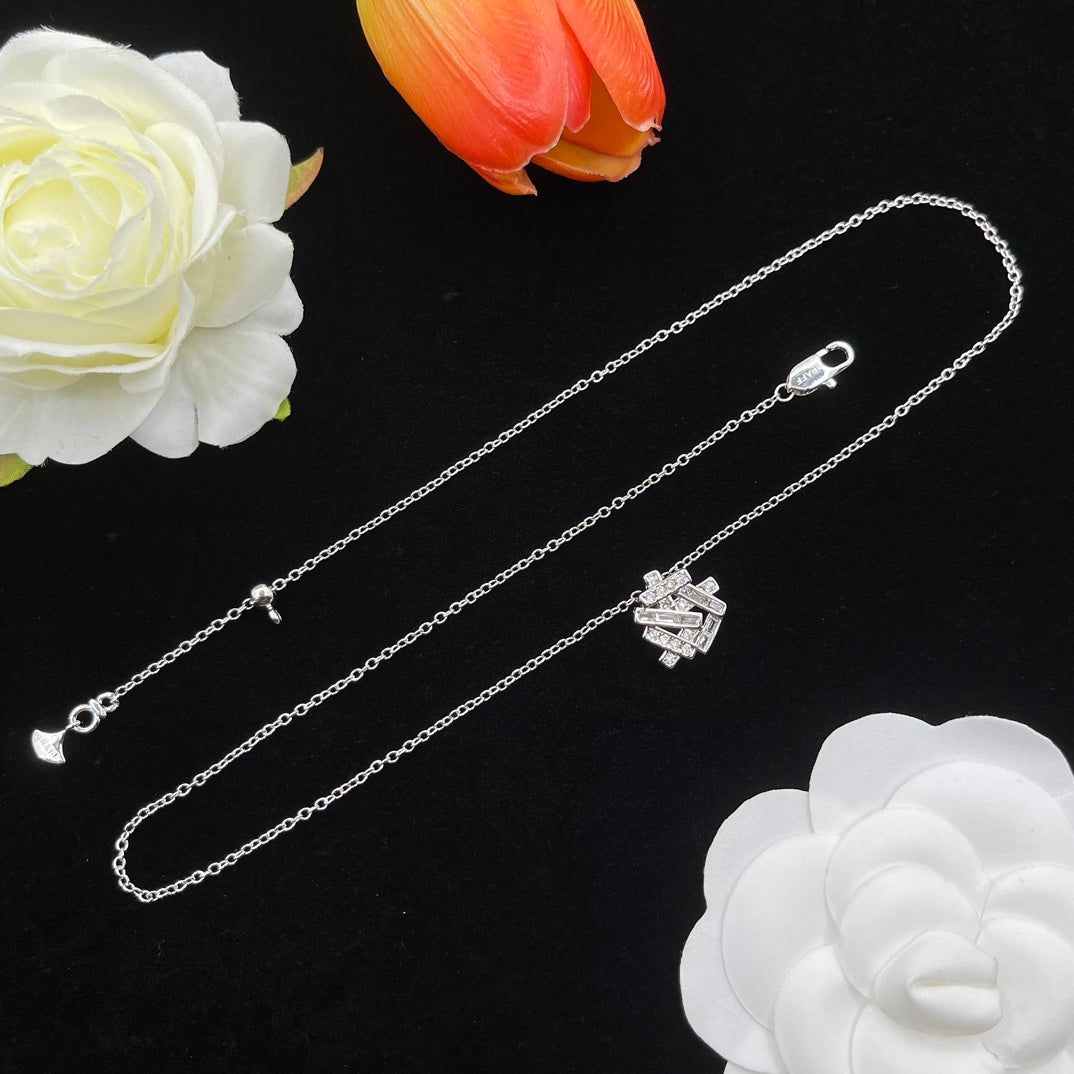 Graff Four-Petal Flower Pendant necklace in Silver Tone, detail view 19