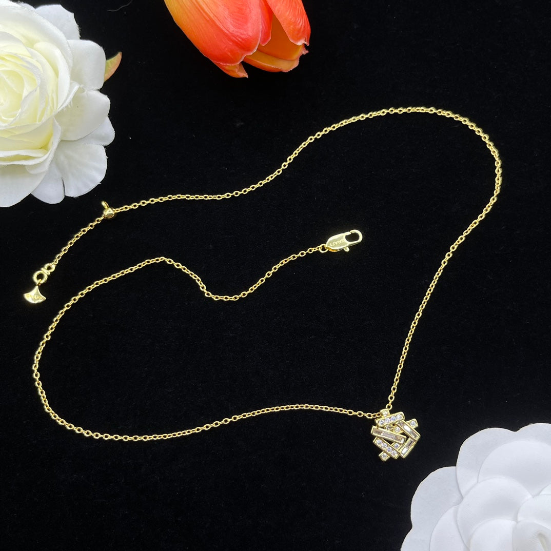 Graff Four-Petal Flower Pendant necklace in Gold Tone, detail view 8