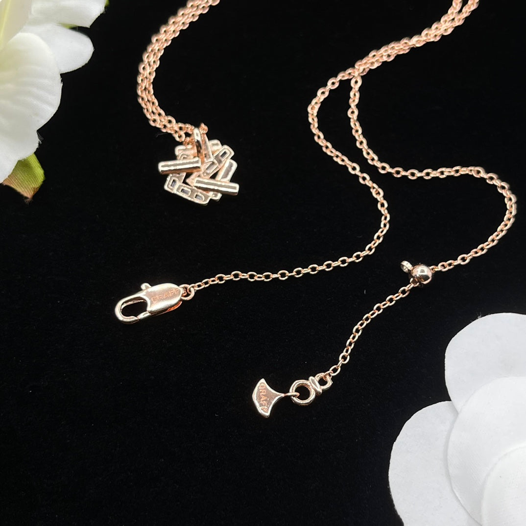 Graff Four-Petal Flower Pendant necklace in Rose Gold Tone, detail view 6
