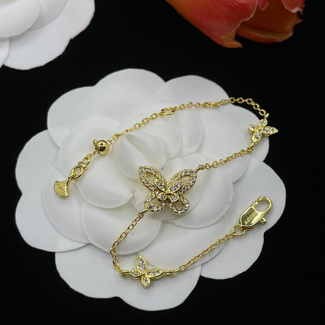 Graff Floral Y-Chain bracelet in Gold Tone, detail view 5