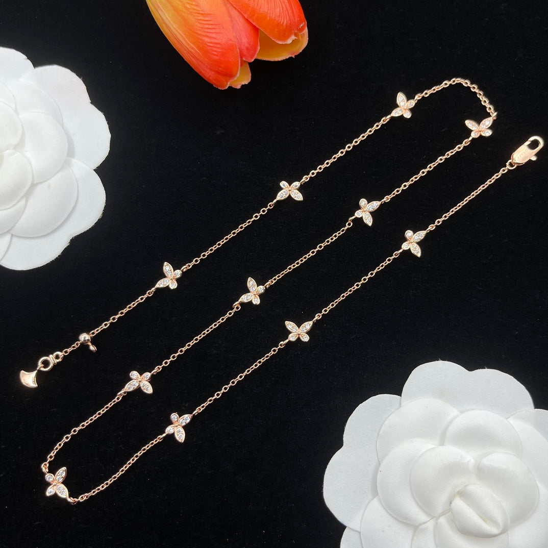 Graff Star Station Chain necklace in Rose Gold Tone, detail view 4