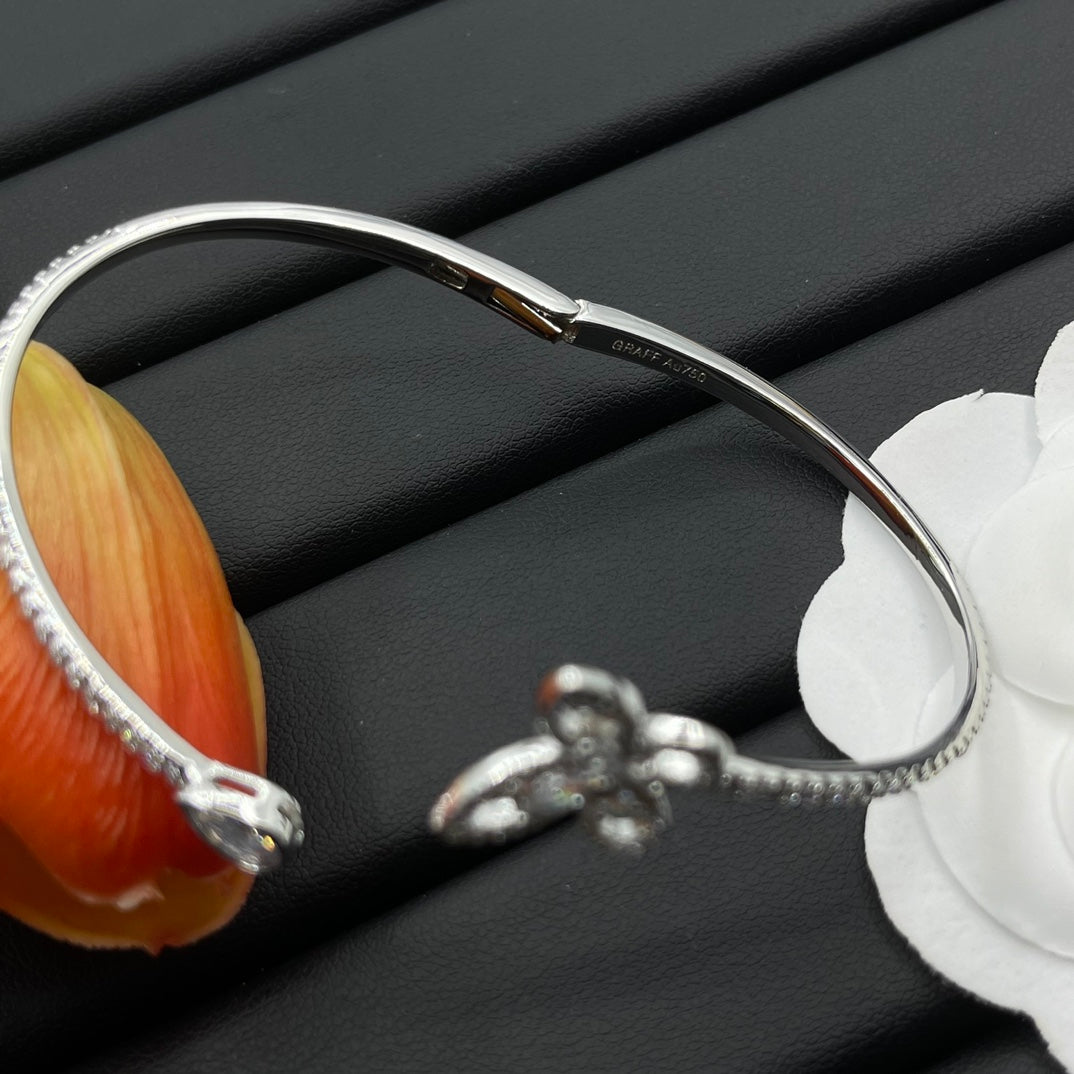 Graff Butterfly Open bracelet in Silver Tone, detail view 20