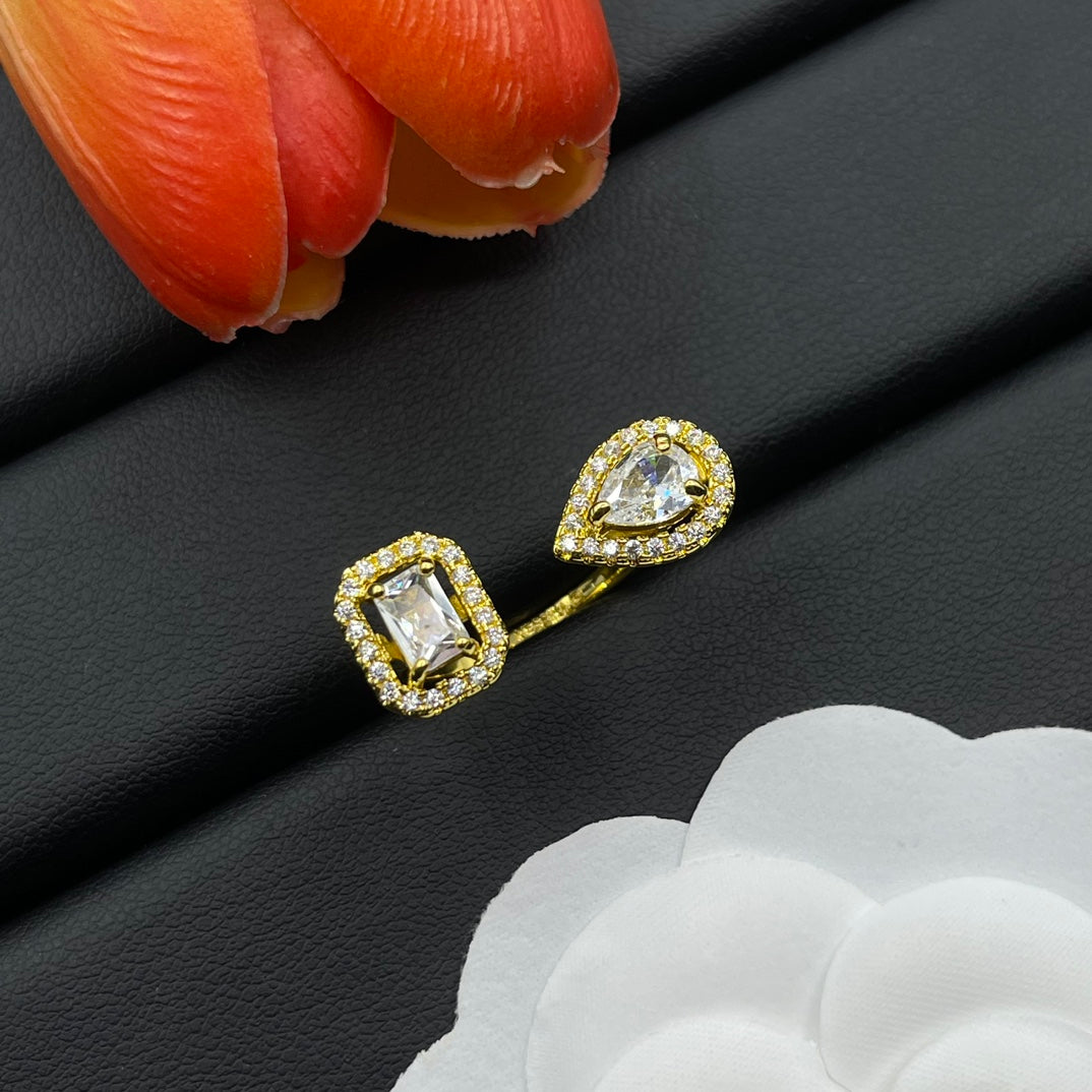 Messika Square Crystal Stud earrings in Gold Tone, detail view 9
